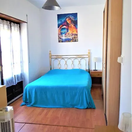 Vivienda En La Playa De Surfistas! Baleal-portugal - Hasta 11 Pax 샬레 *