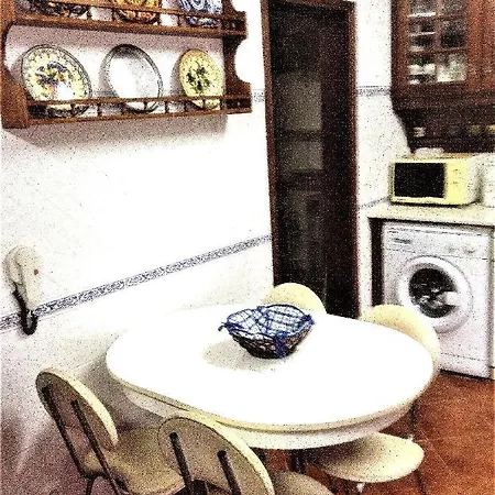 Vivienda En La Playa De Surfistas! Baleal-portugal - Hasta 11 Pax 페렐