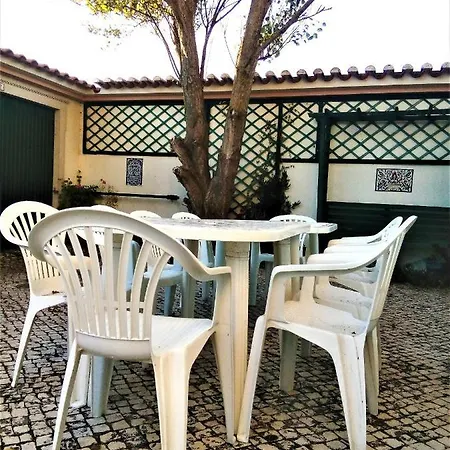 Vivienda En La Playa De Surfistas! Baleal-portugal - Hasta 11 Pax 샬레 *